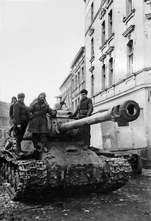 1945. Последний круг ада. Флаг над Рейхстагом
