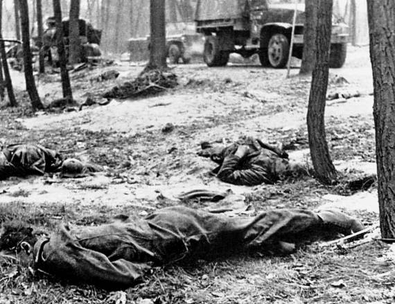 1945. Последний круг ада. Флаг над Рейхстагом