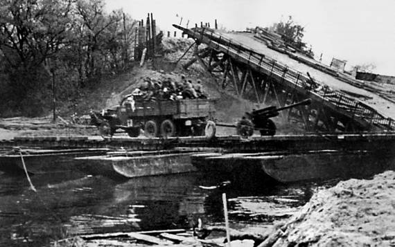 1945. Последний круг ада. Флаг над Рейхстагом