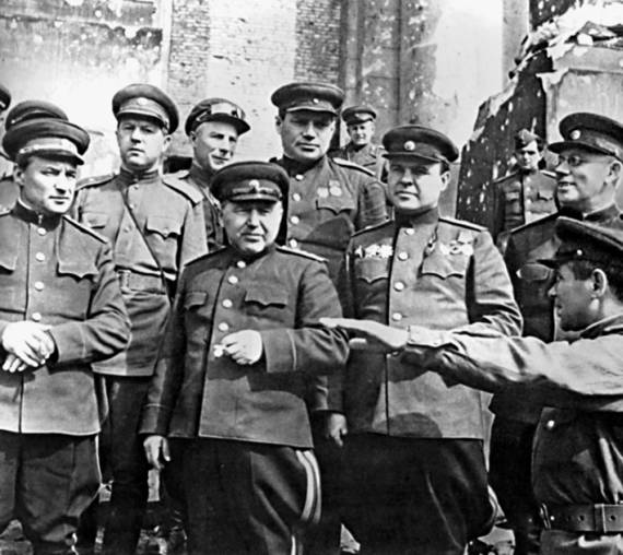 1945. Последний круг ада. Флаг над Рейхстагом