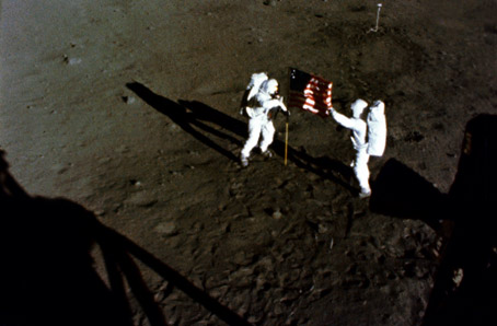 Как NASA показало Америке Луну