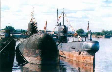 Корабли ВМФ СССР. Том 1. Подводные лодки. Часть 2. Многоцелевые подводные лодки. Подводные лодки специального назначения