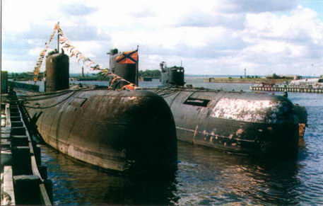Корабли ВМФ СССР. Том 1. Подводные лодки. Часть 2. Многоцелевые подводные лодки. Подводные лодки специального назначения
