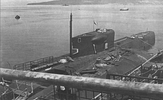 Подводные лодки советского флота 1945-1991 гг. Том 1. Первое поколение АПЛ