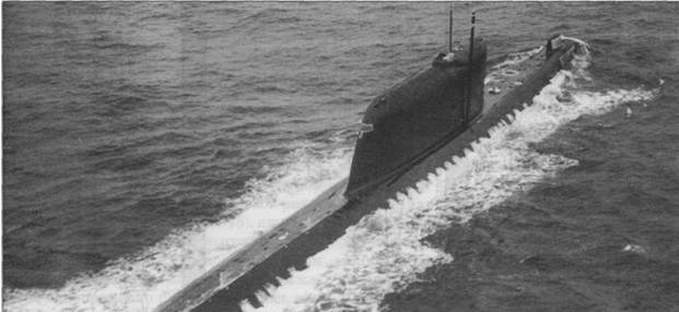 Подводные лодки советского флота 1945-1991 гг. Том 1. Первое поколение АПЛ