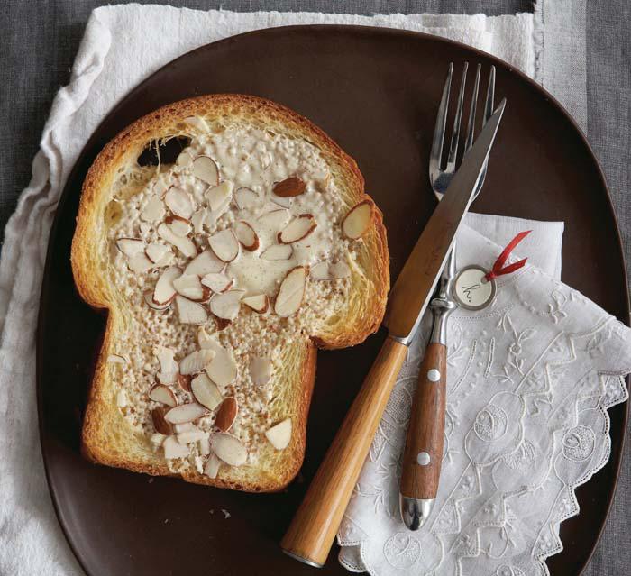 Fast Breads: 50 Recipes for Easy, Delicious Bread