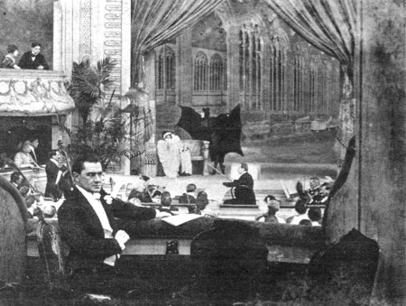 Знак F: Фантомас в книгах и на экране