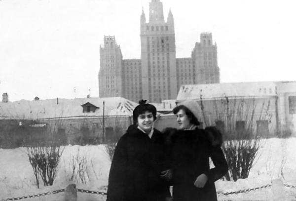 Жили-были, ели-пили. Семейные истории